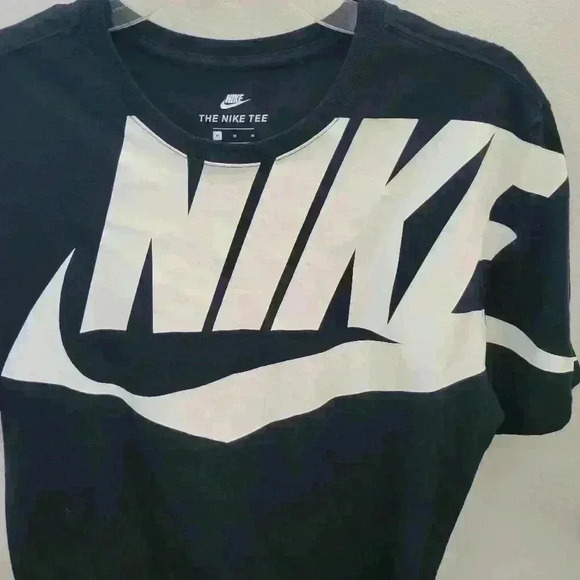 LIKE NEW MEN'S NIKE BIG LOGO SPORTSWEAR SS WINDRUNNER TEE SZ M BLACK COLOR - Picture 5 of 7